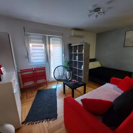 Ika Belgrade Airport Free Parking Possible Self Check-in Terrace * Ledine