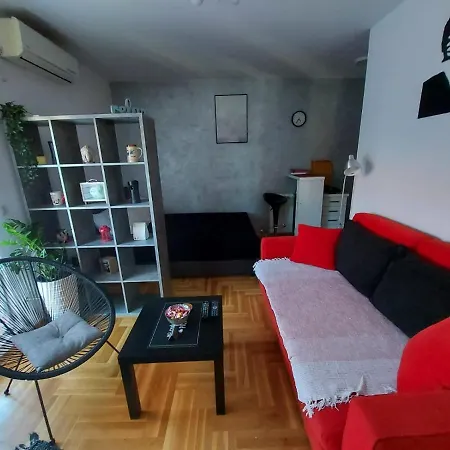 Ika Belgrade Airport Free Parking Possible Self Check-in Terrace * Ledine