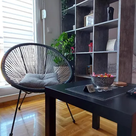 Apartmán Ika Belgrade Airport Free Parking Possible Self Check-in Terrace